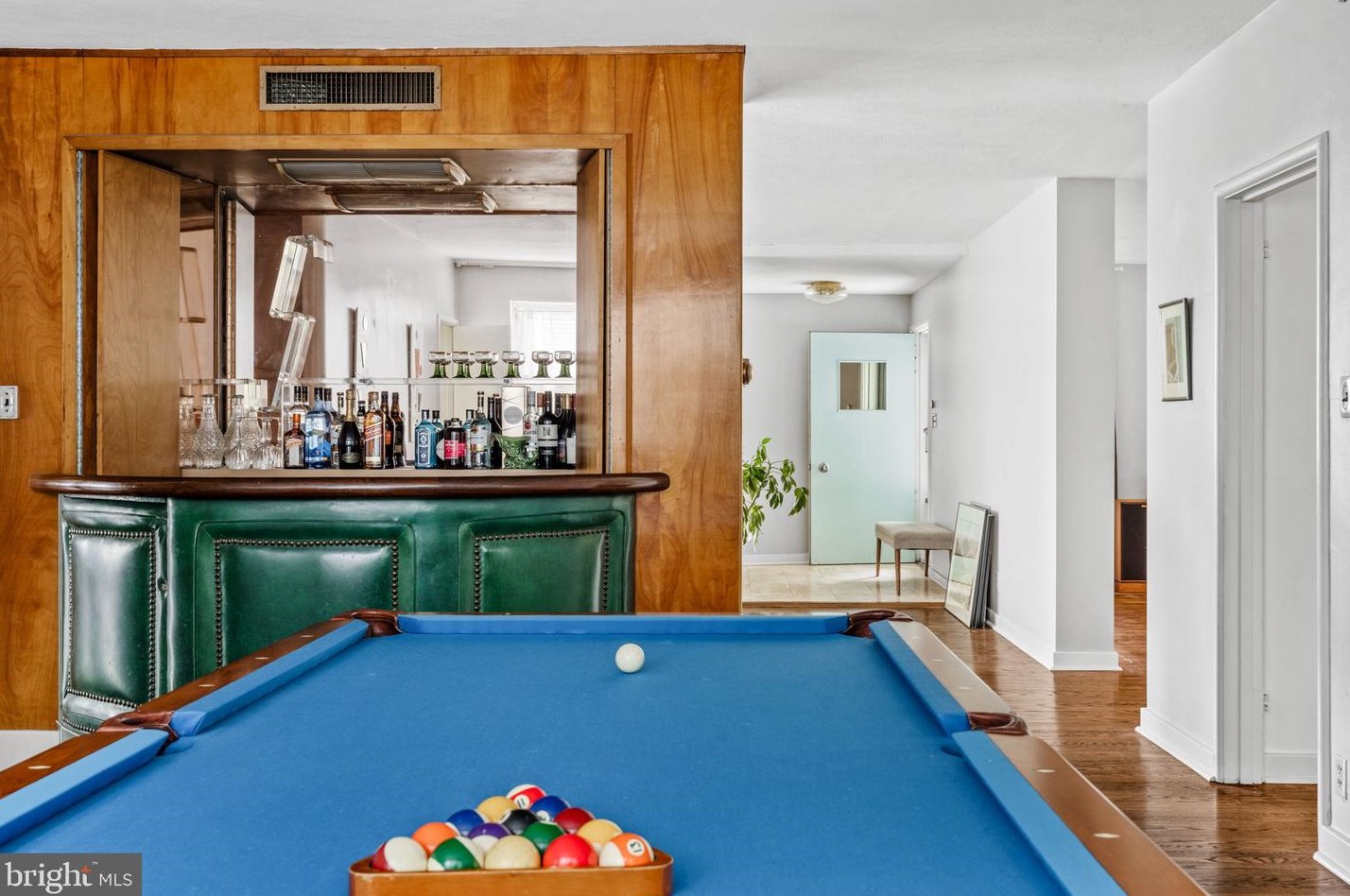 8301 High School Rd, Melrose Park PA  19027-2009 exterior