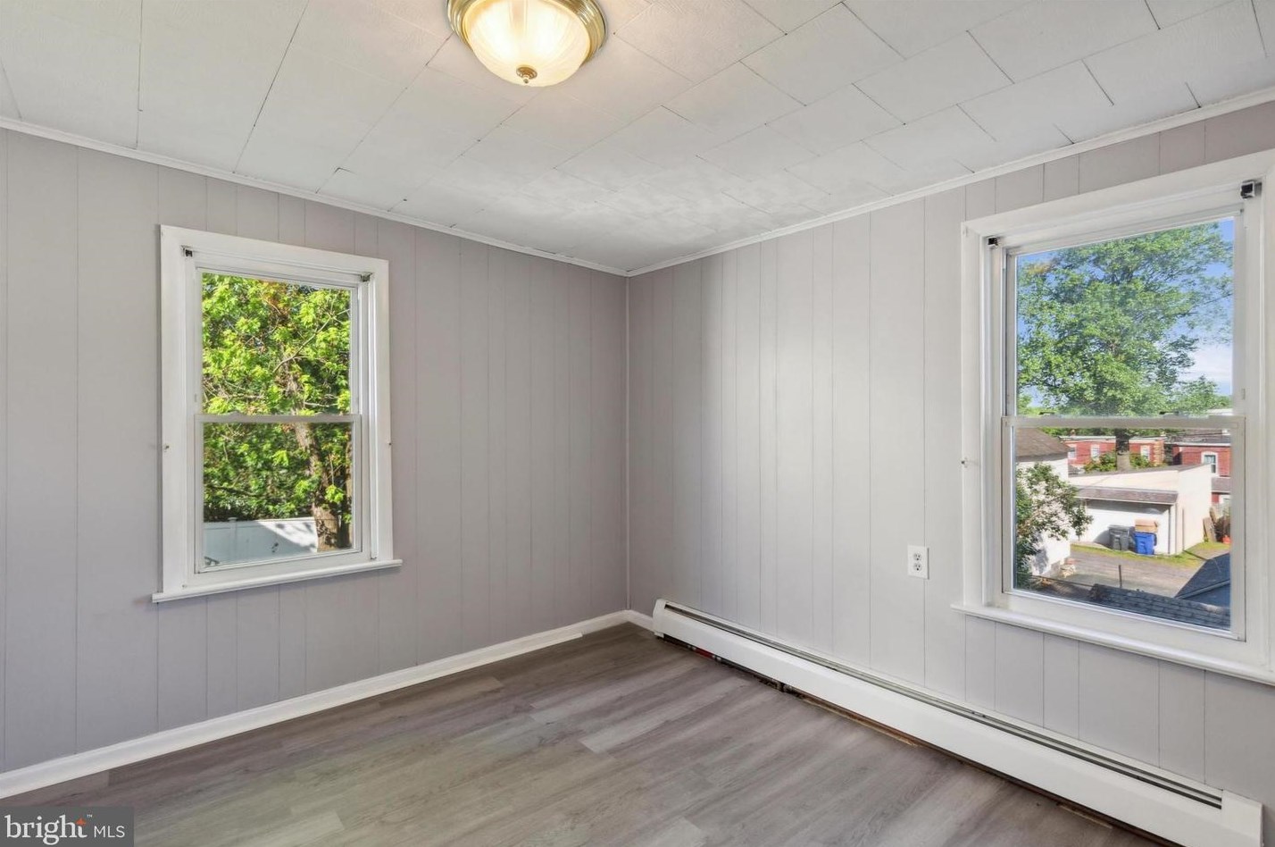 519 Spruce St, Pottstown PA 19464-4601 exterior