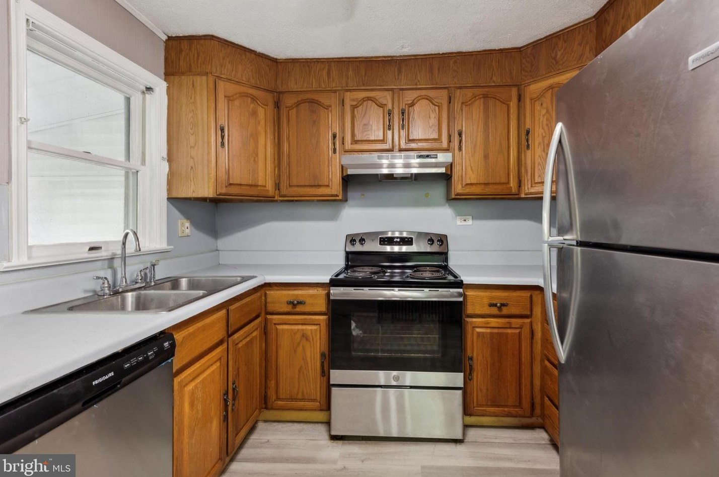 519 Spruce St, Pottstown PA 19464-4601 exterior