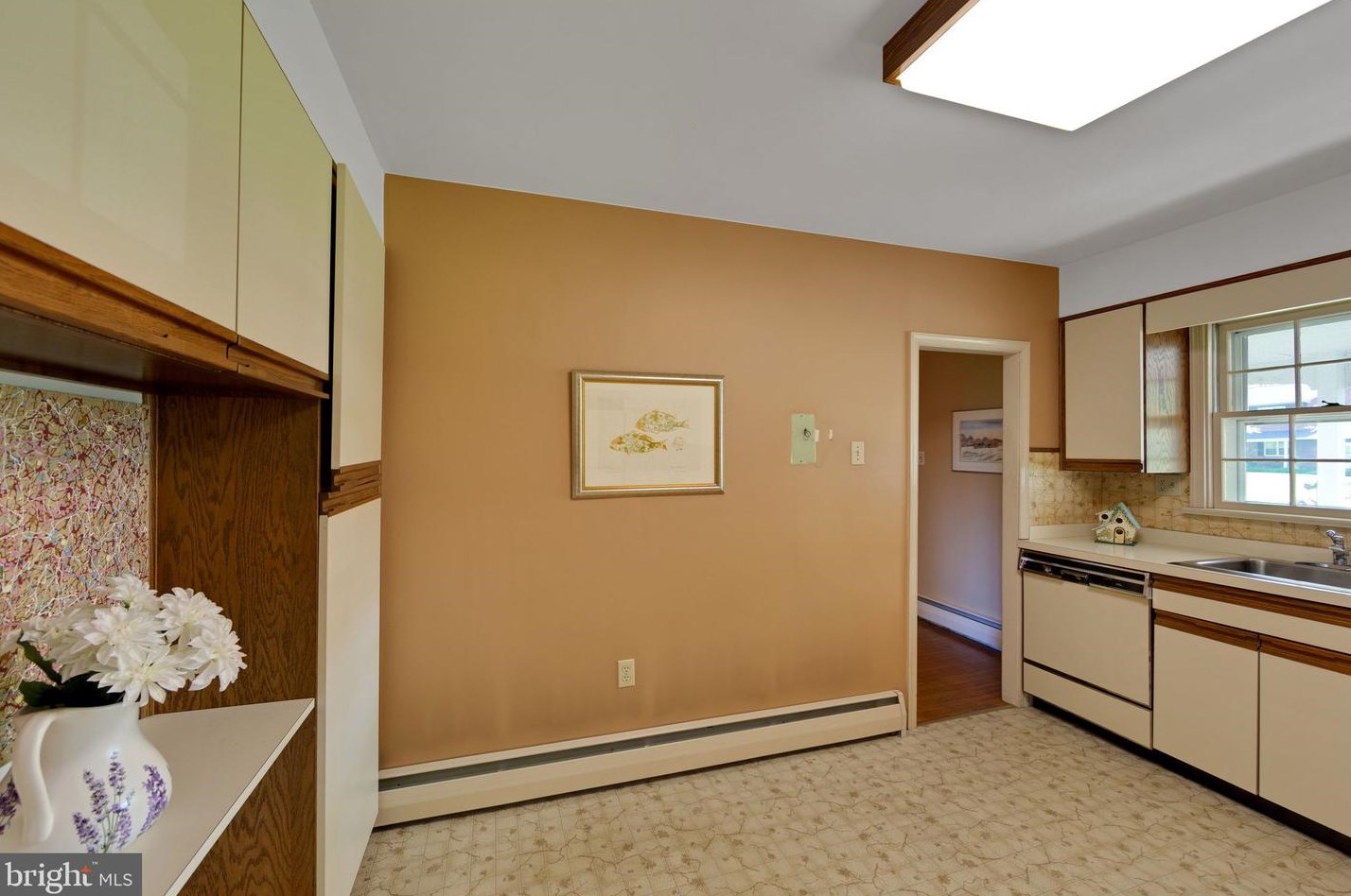 224 Oakland Pl, North Wales PA  19454-2462 exterior