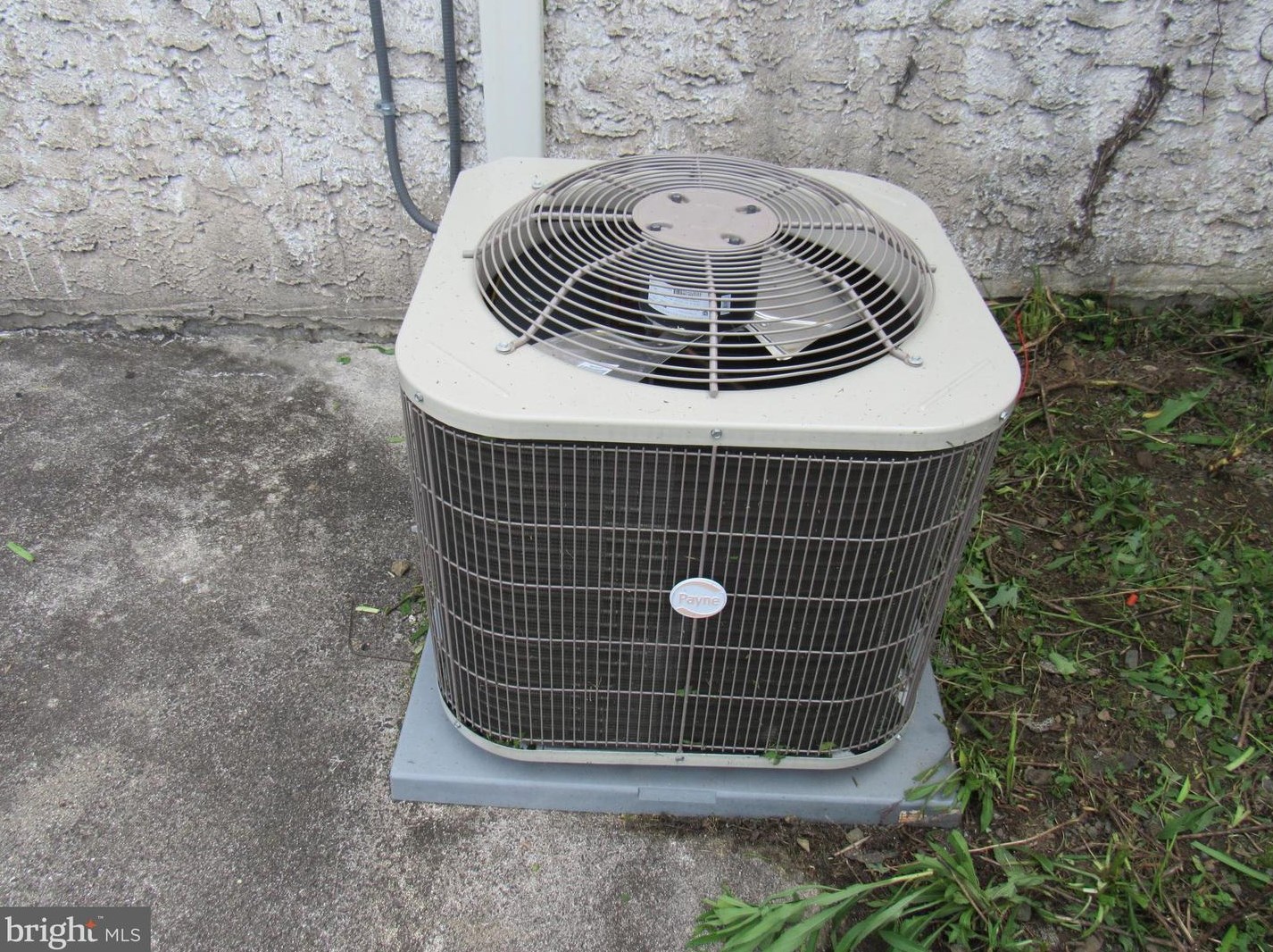 1636 Farmington Ave, Pottstown PA 19464-1401 exterior