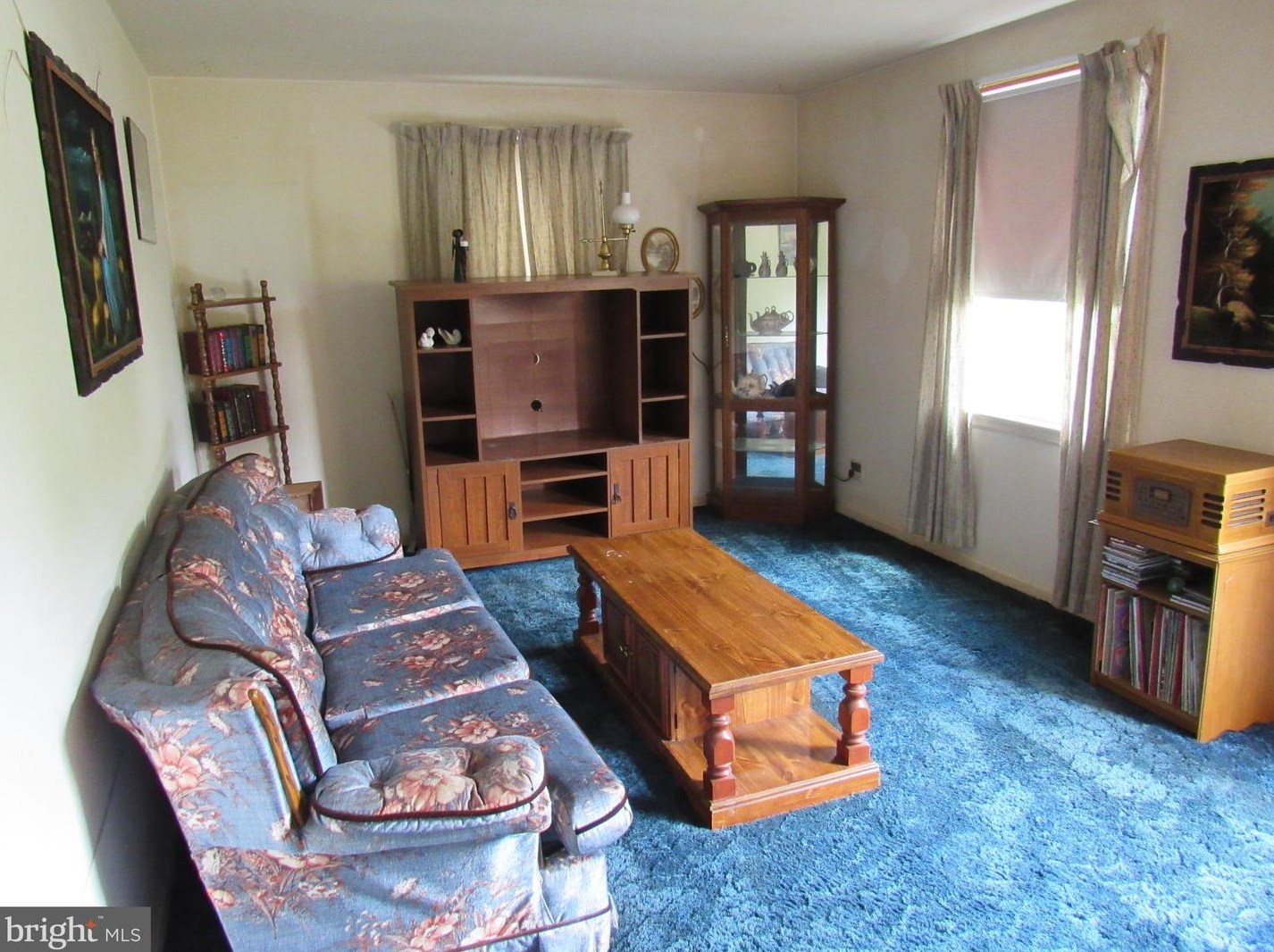 1636 Farmington Ave, Pottstown PA 19464-1401 exterior