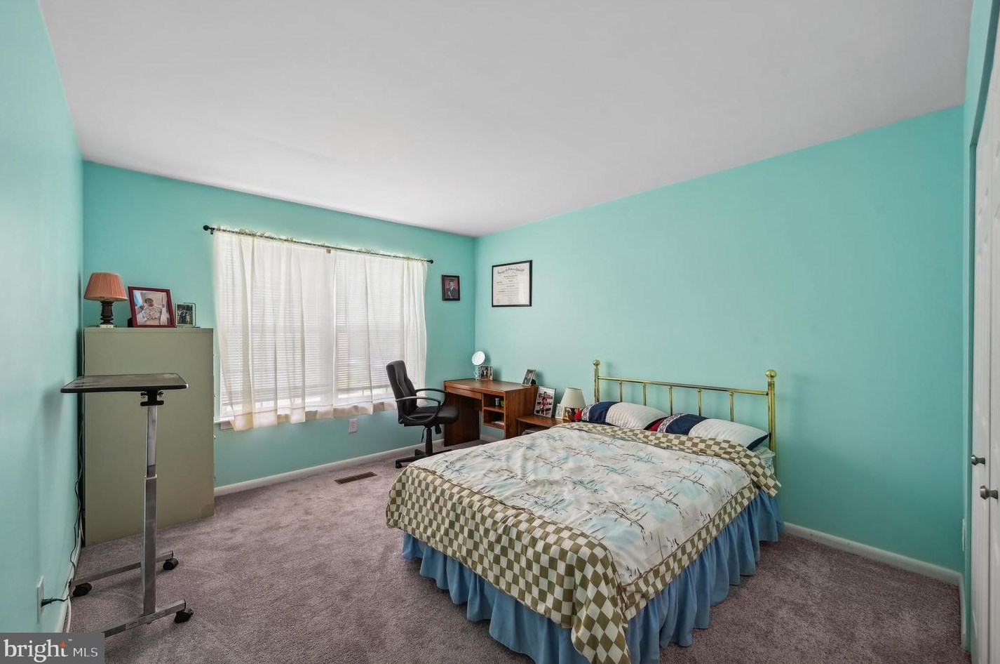 359 Hamilton Dr, Harleysville PA  19438-2152 exterior
