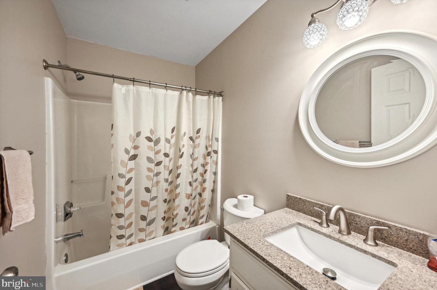 359 Hamilton Dr, Harleysville PA  19438-2152 exterior