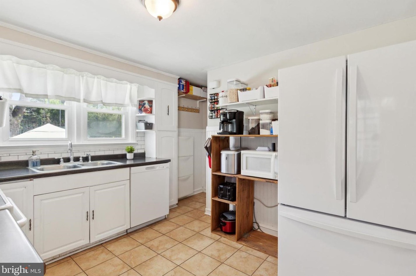 2770 Egypt Rd, Norristown PA  19403-2223 exterior