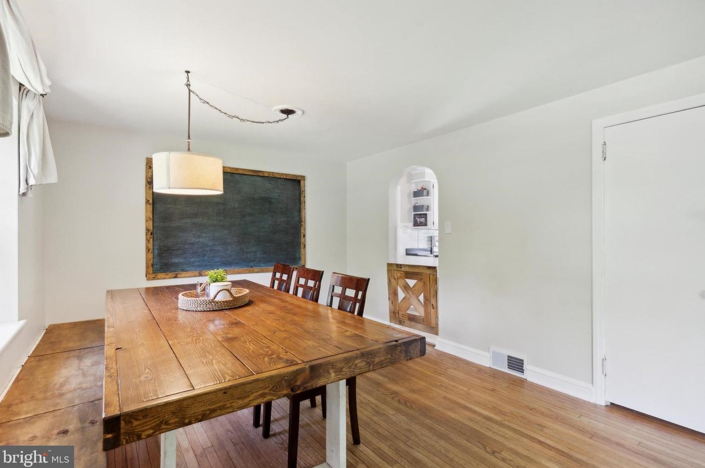 2770 Egypt Rd, Norristown PA  19403-2223 exterior