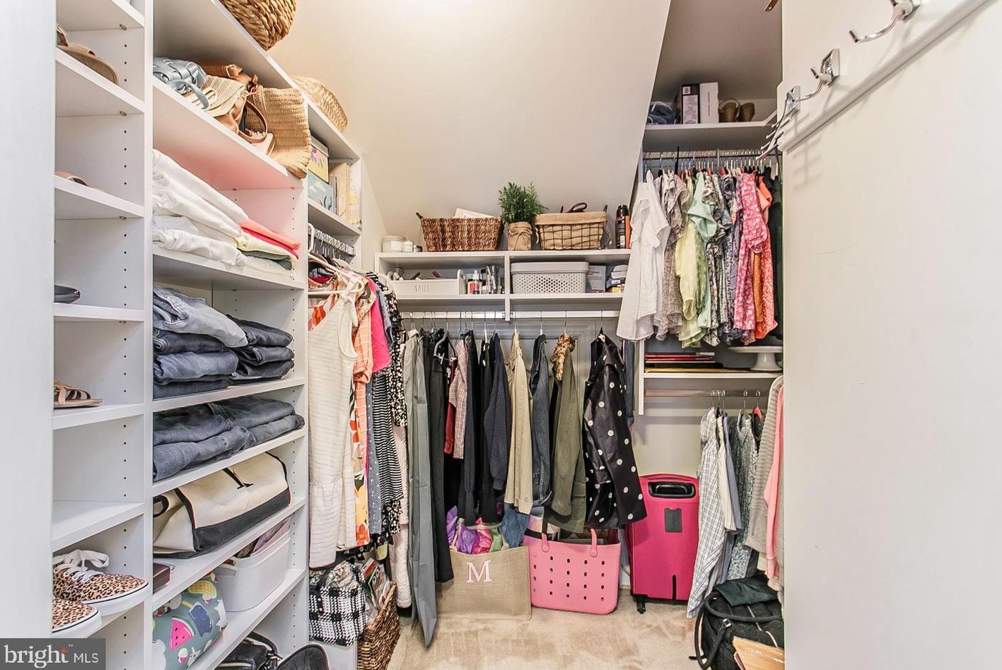 8 Newbury Way, Lansdale PA 19446-4379 exterior