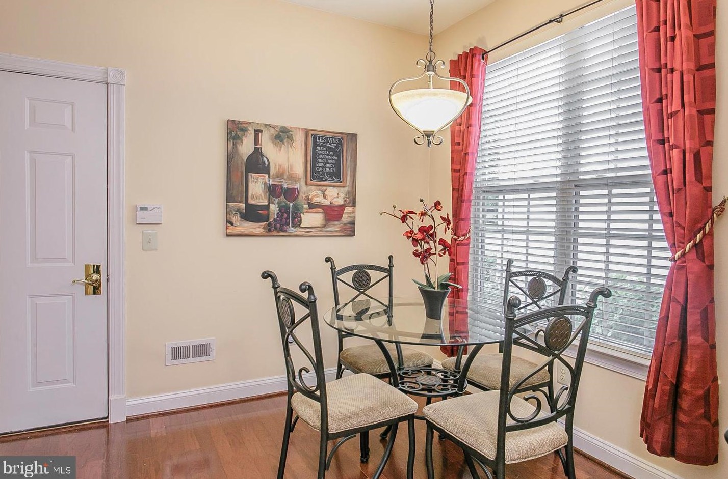 8 Newbury Way, Lansdale PA 19446-4379 exterior