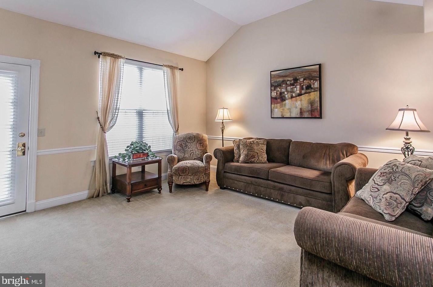 8 Newbury Way, Lansdale PA 19446-4379 exterior