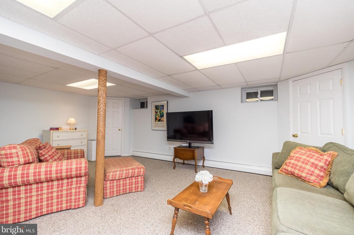 890 Bell Ln, Prospectville PA 19002-2905 exterior