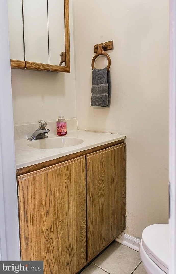 418 Maple Glen Cir, Pottstown PA  19464-3254 exterior