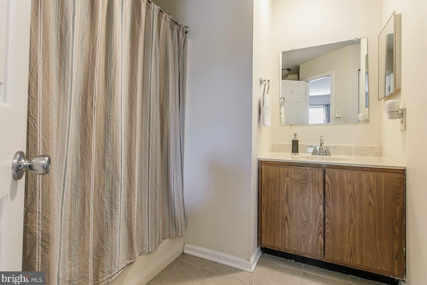 418 Maple Glen Cir, Pottstown PA  19464-3254 exterior