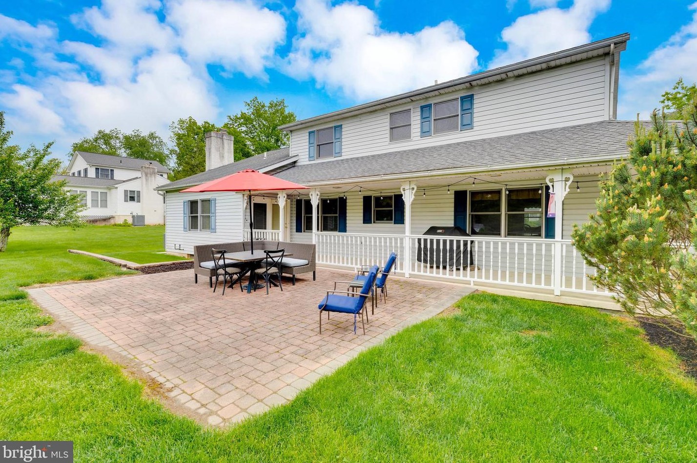 1 Moses Ln, Collegeville PA  19473-1681 exterior