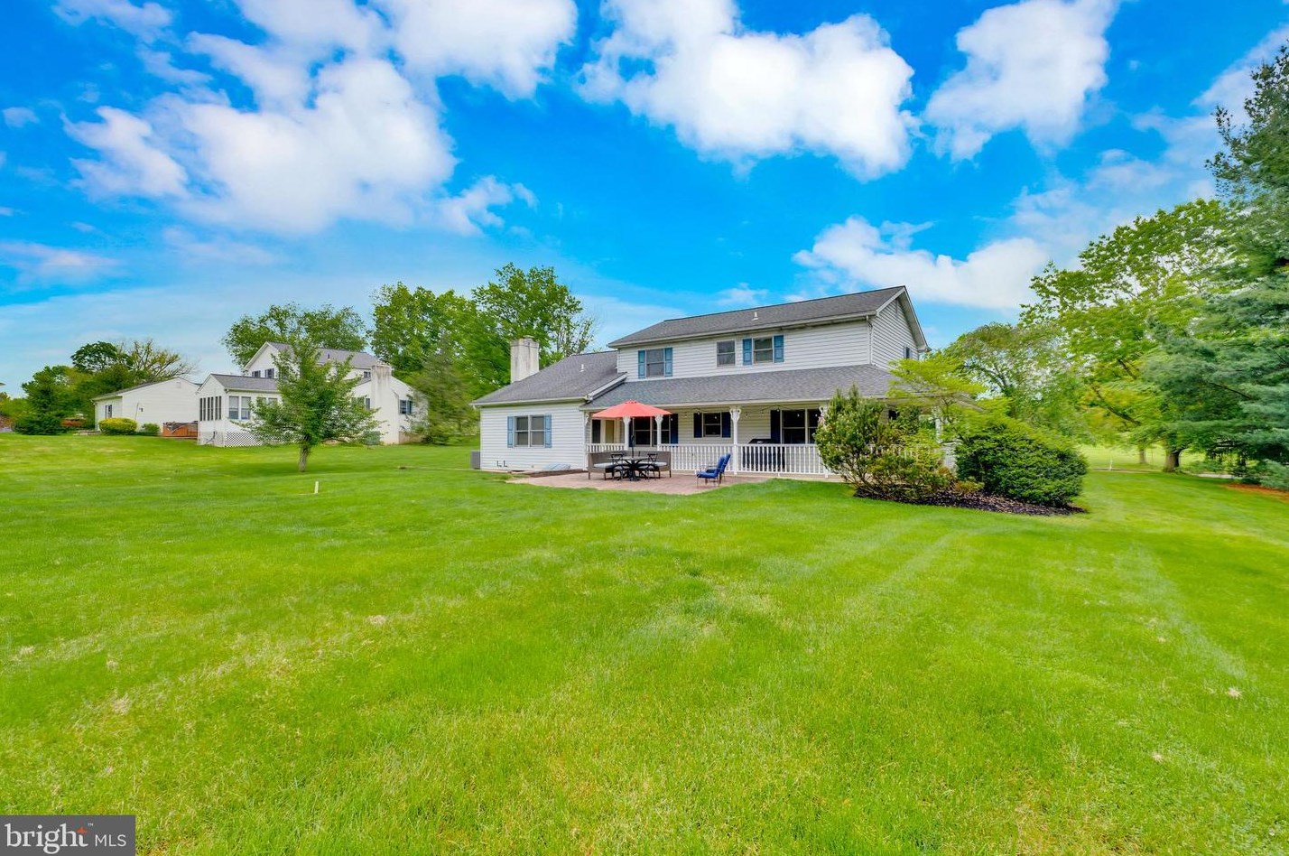 1 Moses Ln, Collegeville PA  19473-1681 exterior