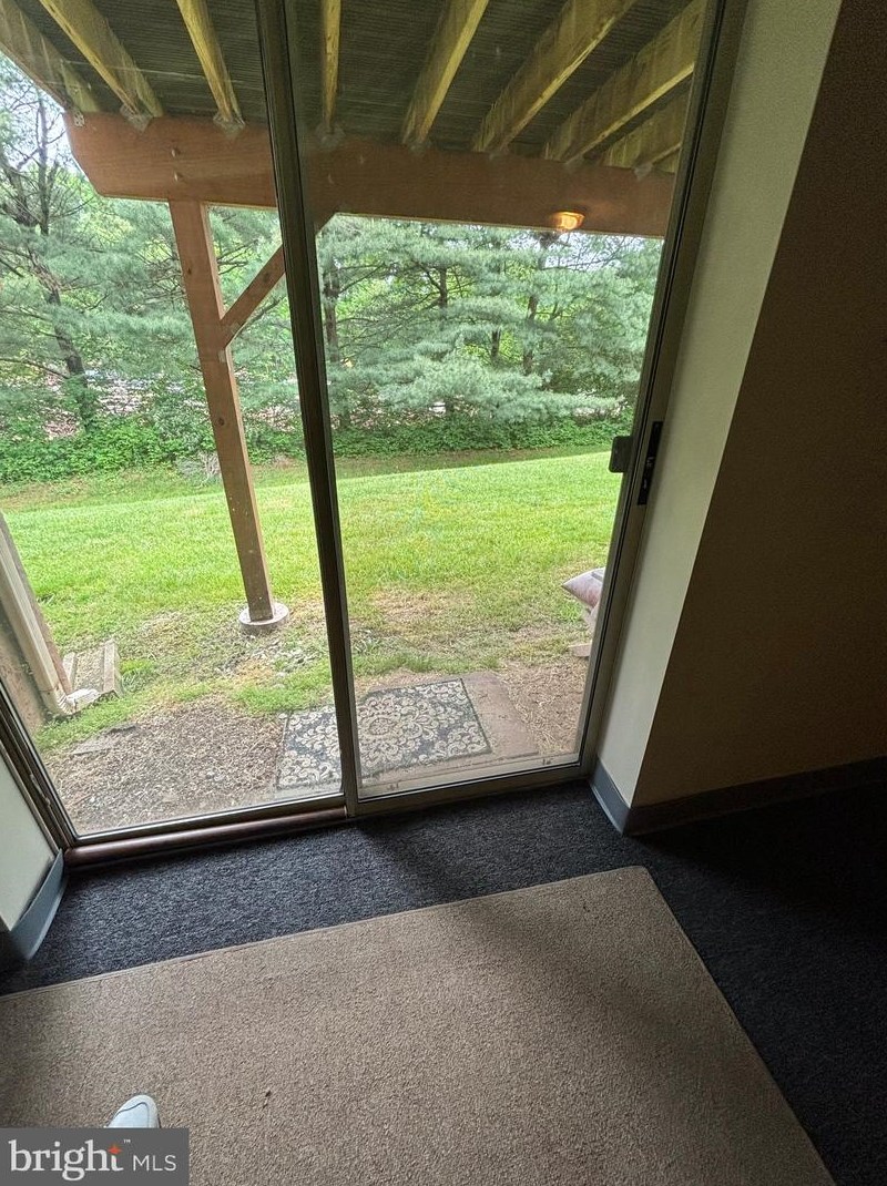 632 Maple Gln Cir, Pottstown PA 19464-3253 exterior