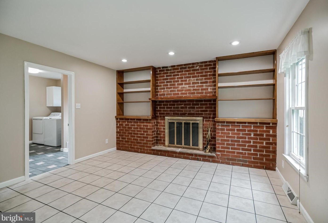 119 Aspen Pl, North Wales PA  19454-1702 exterior