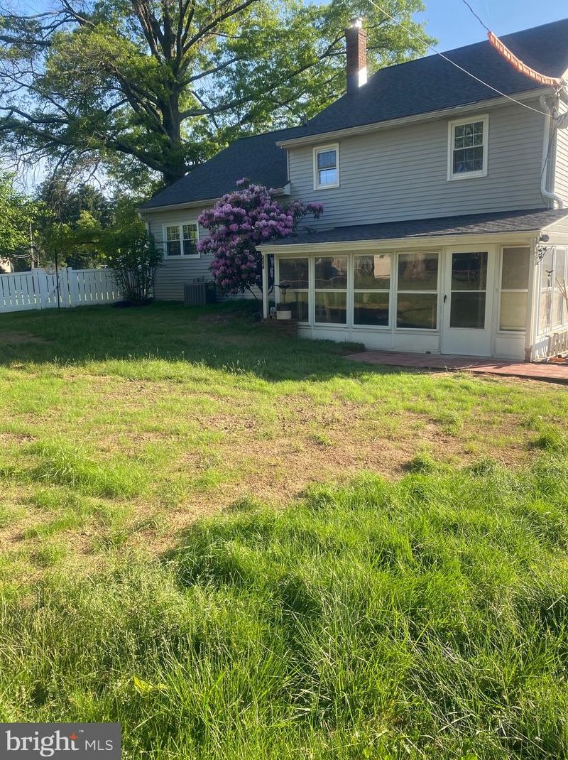 2936 Michele Dr, Norristown PA  19403-4170 exterior