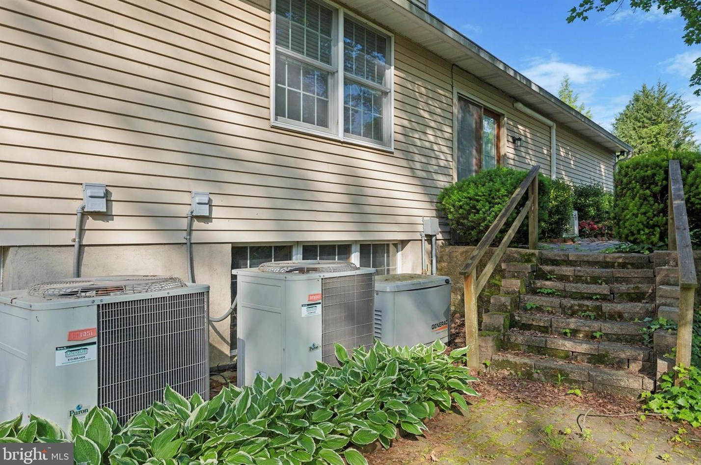 322 Francis Ave, Norristown PA  19401-1972 exterior