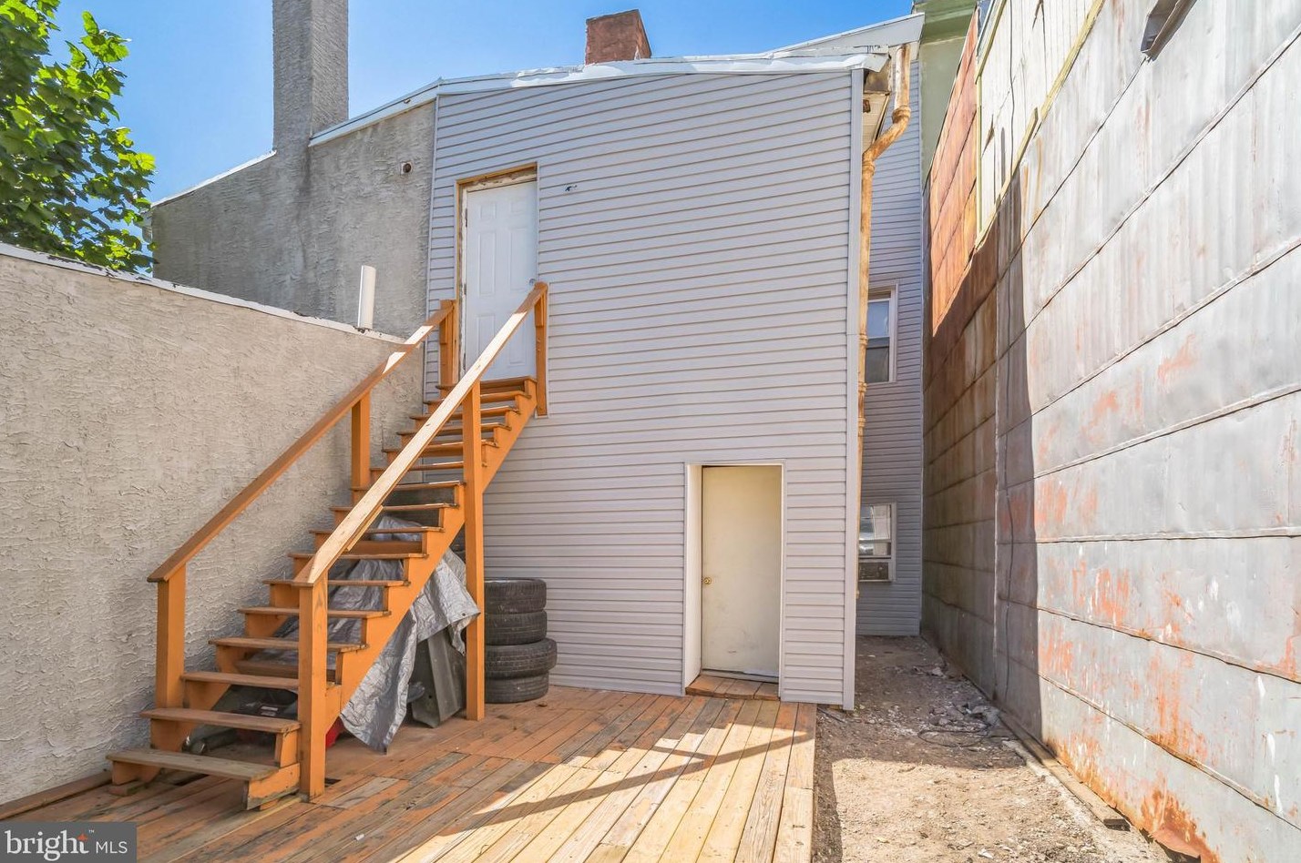 326 Cherry St, Norristown PA  19401-3802 exterior