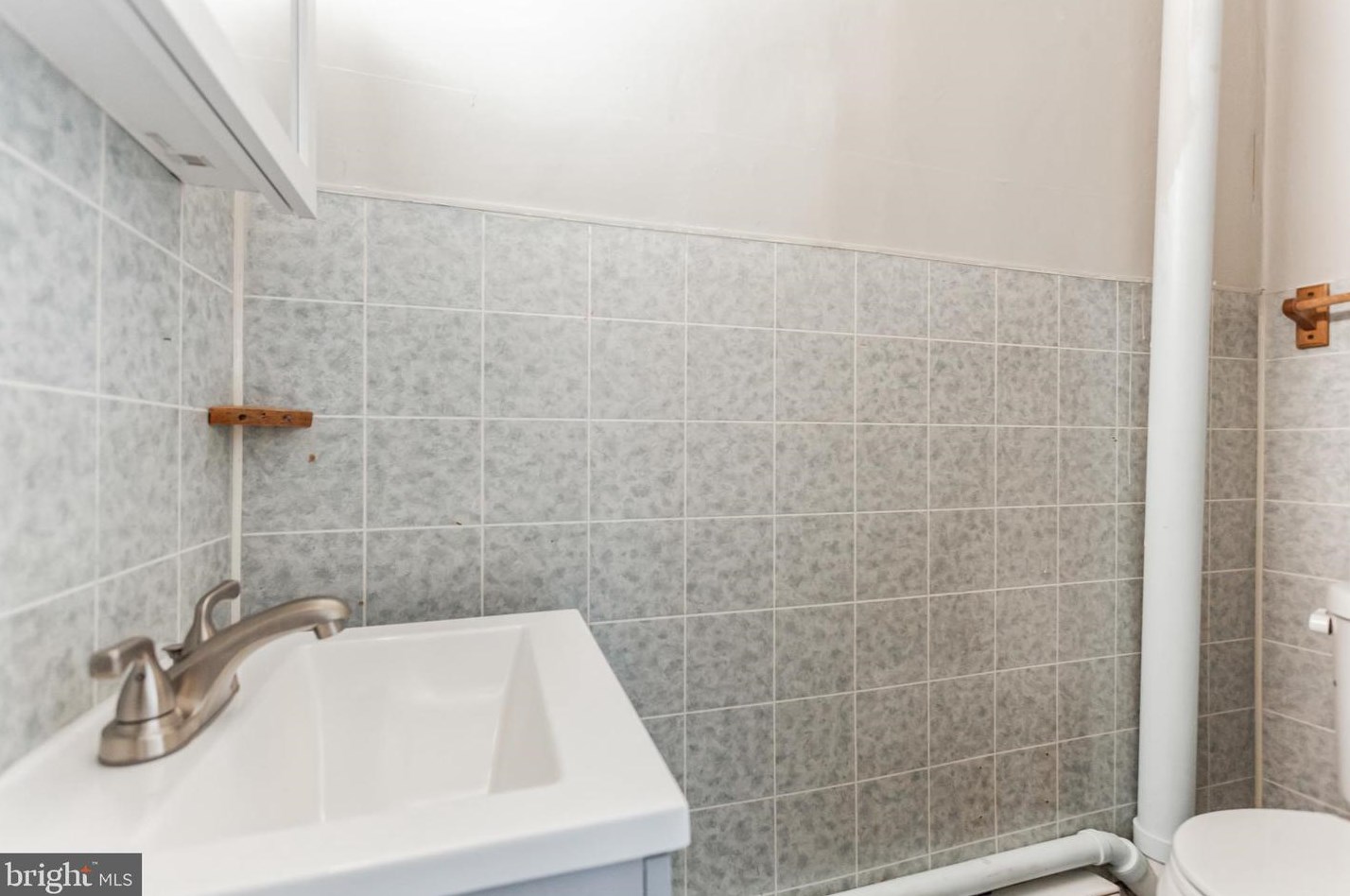 326 Cherry St, Norristown PA  19401-3802 exterior