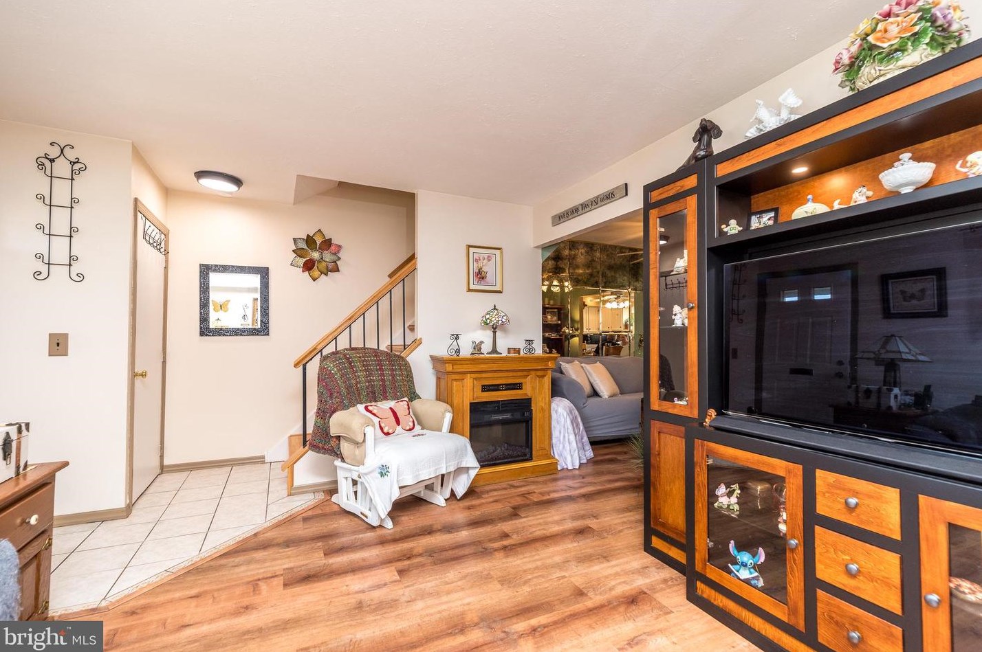 2431 Hillock Ct, Lansdale PA  exterior