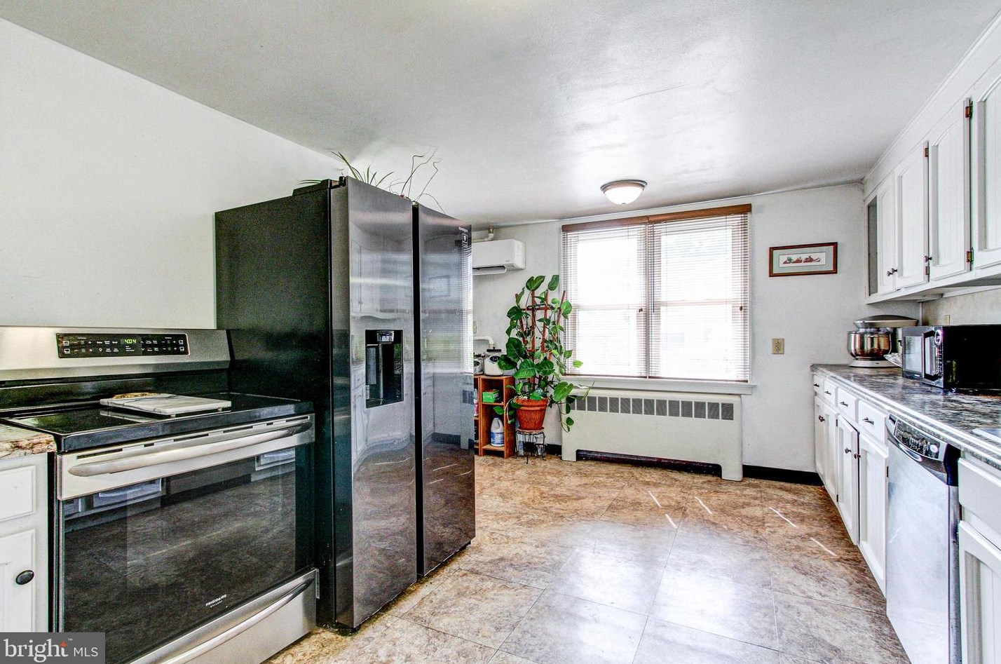 420 Cannon Ave, Lansdale PA 19446-3413 exterior