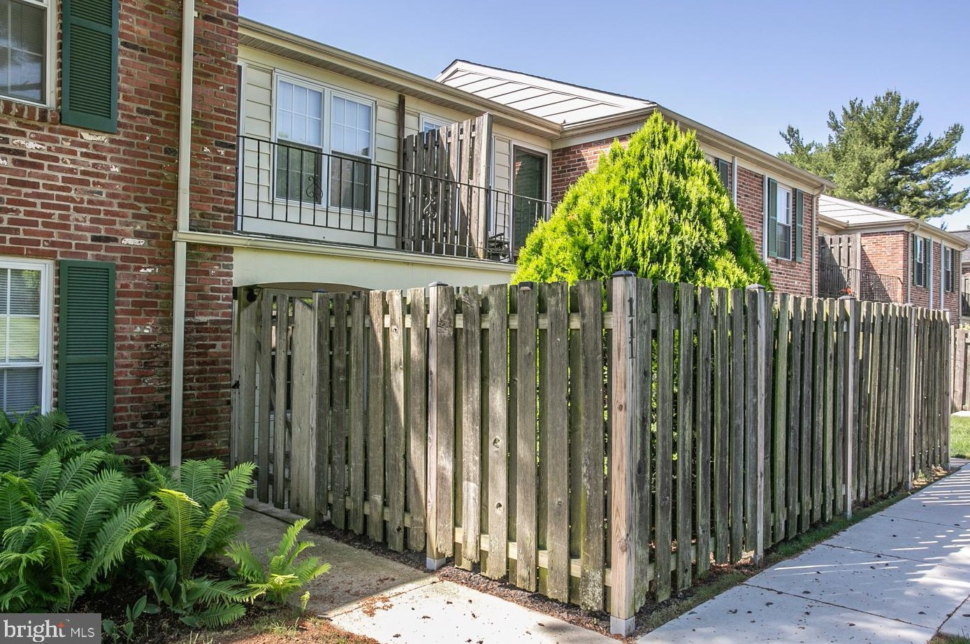 111 Oberlin Ter, Lansdale PA 19446-4955 exterior