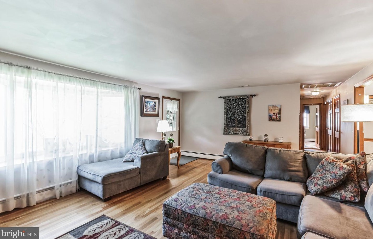 1406 Taylor Rd, Lansdale PA  19446-1531 exterior