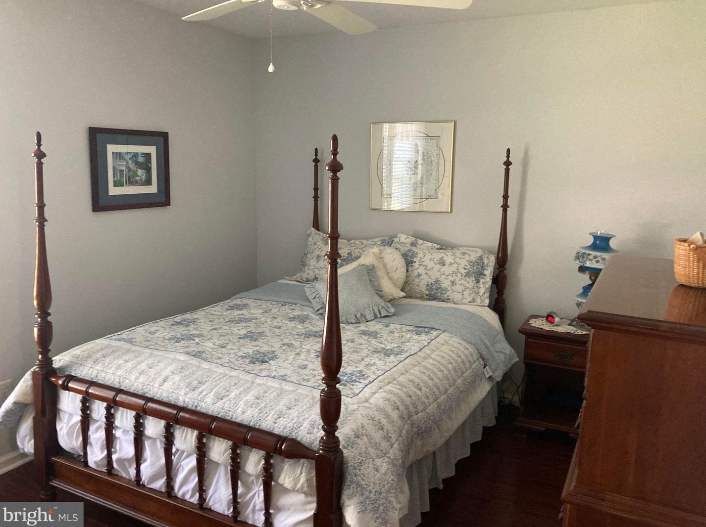 102 Pemberton Ct, North Wales PA 19454-4230 exterior