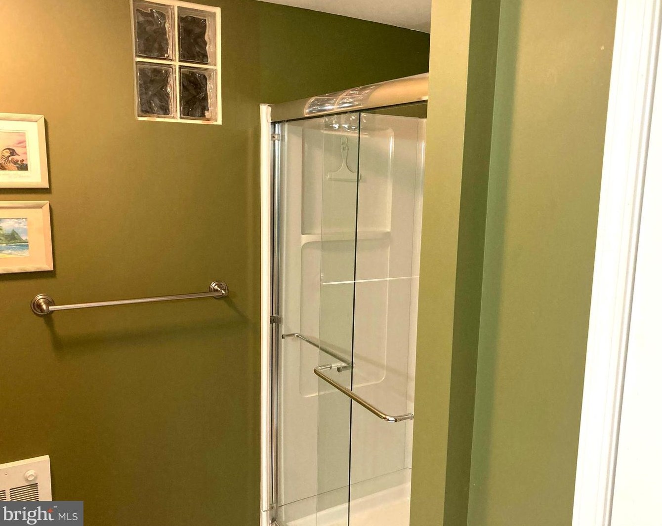 102 Pemberton Ct, North Wales PA 19454-4230 exterior