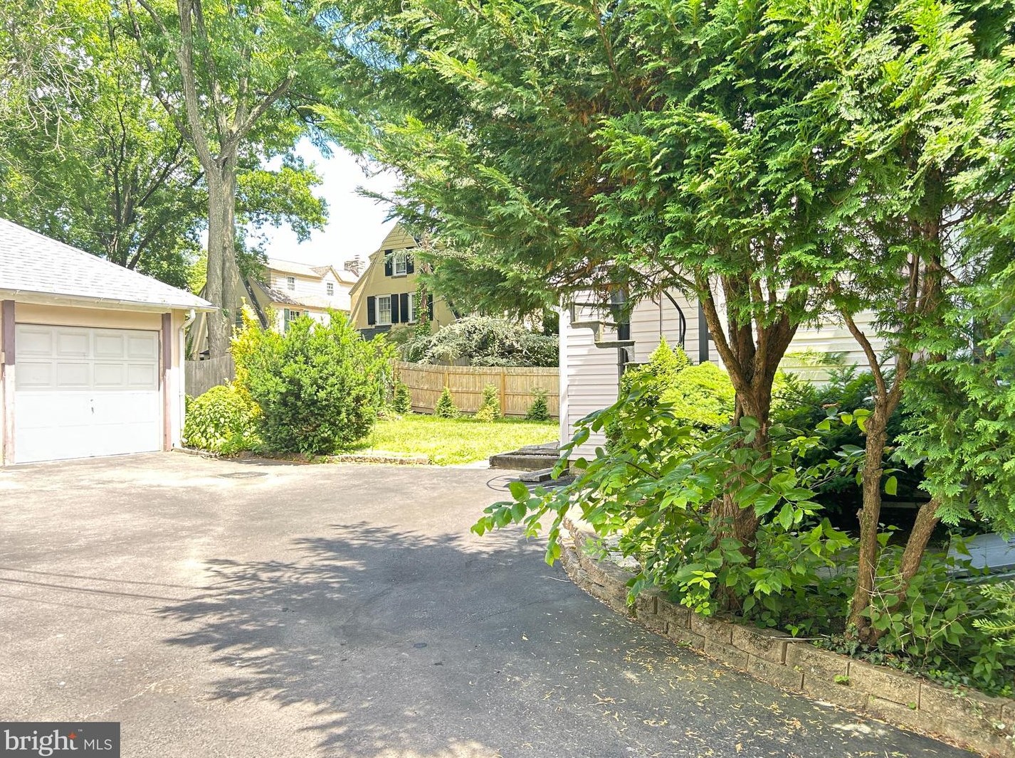 453 Lancaster Ave, Haverford PA  19041-1412 exterior