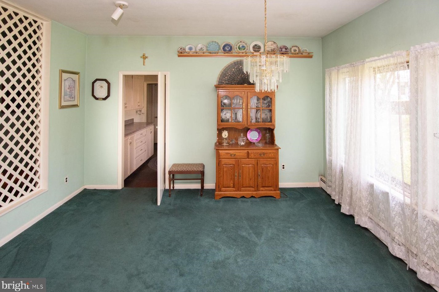 1029 Snyder Rd, Lansdale PA  19446-4609 exterior