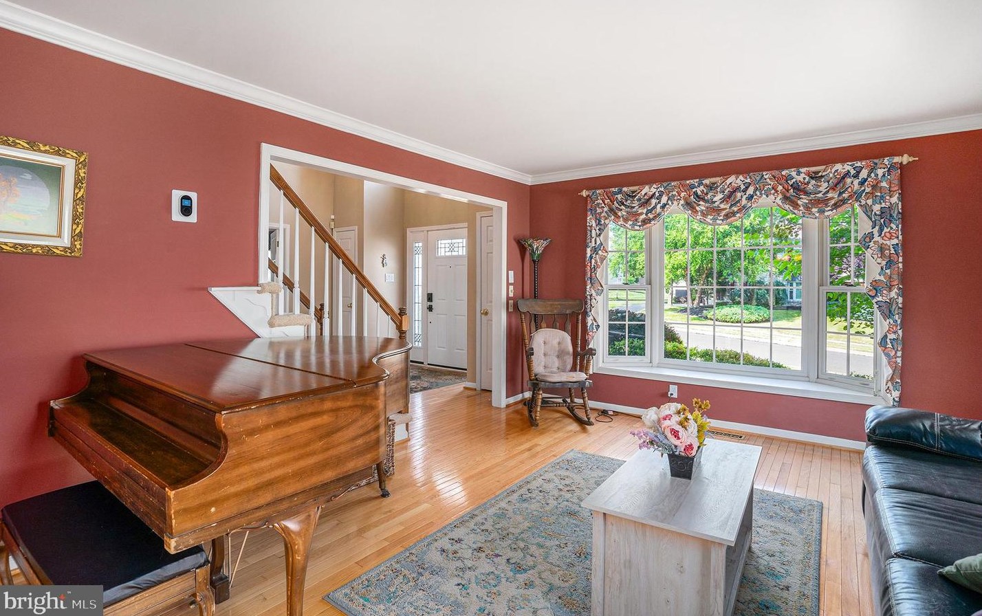 139 Clover Leaf Ln, North Wales PA  19454-1929 exterior