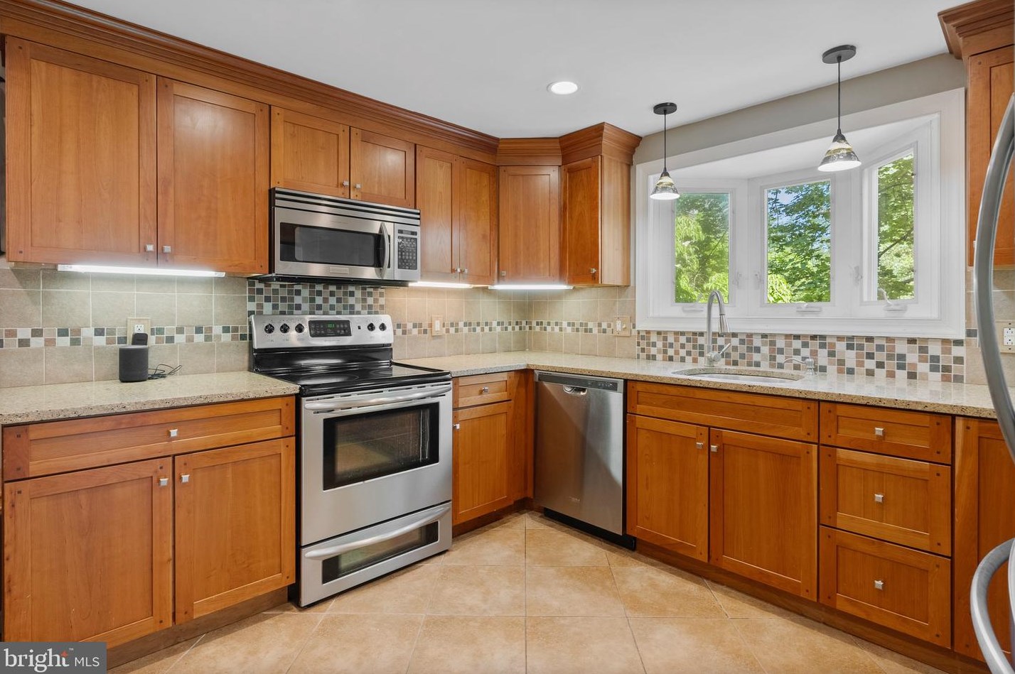 630 Bonnybrook Ave, Collegeville PA  19426-1914 exterior