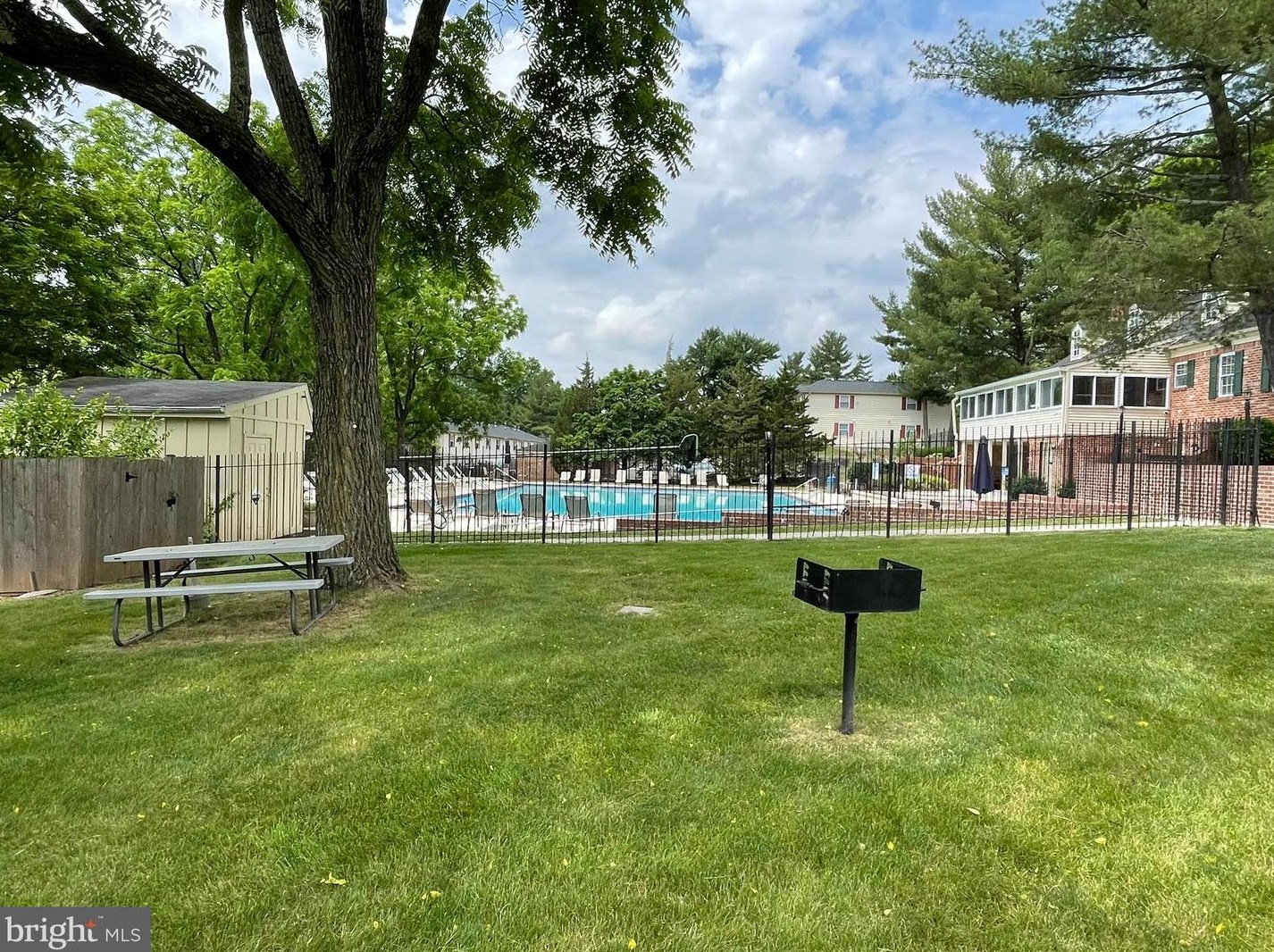 177 Ardwick Ter, Lansdale PA 19446-4928 exterior