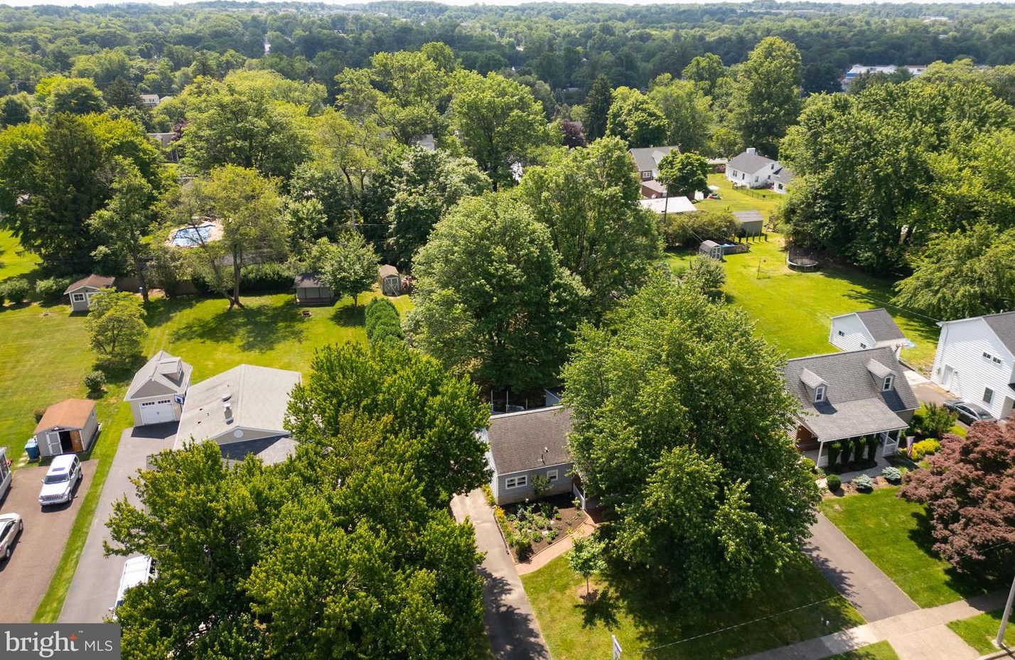 307 Crestview Rd, Lansdale PA 19446-2908 exterior