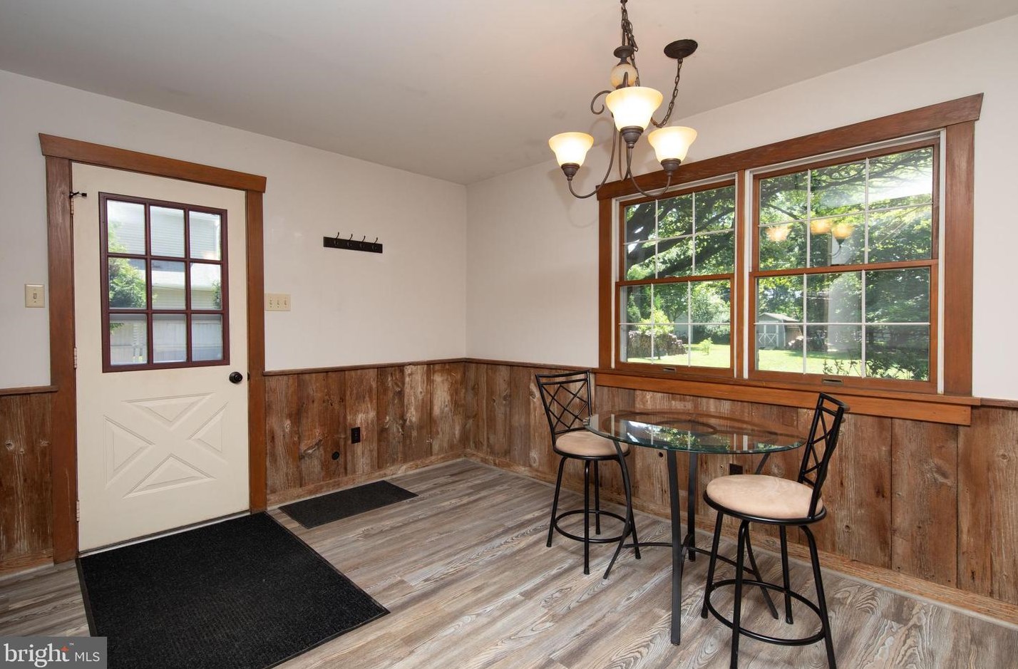 307 Crestview Rd, Lansdale PA 19446-2908 exterior