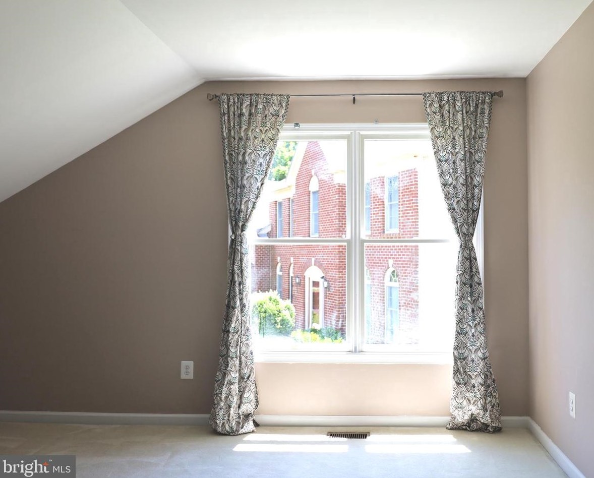 1410 Merlin Cir, Norristown PA  19403-1858 exterior