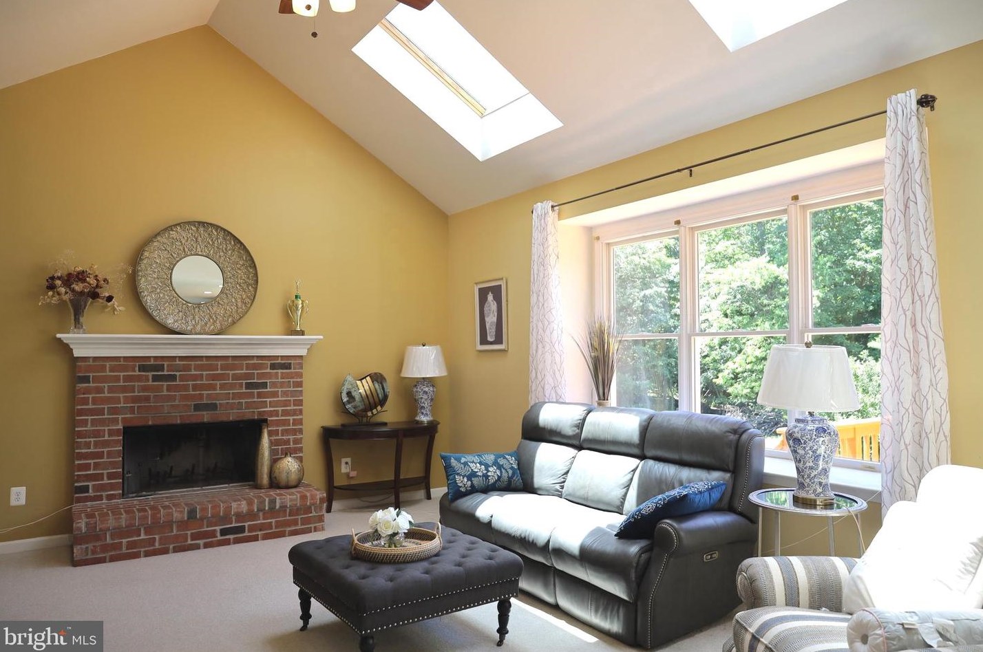 1410 Merlin Cir, Norristown PA  19403-1858 exterior