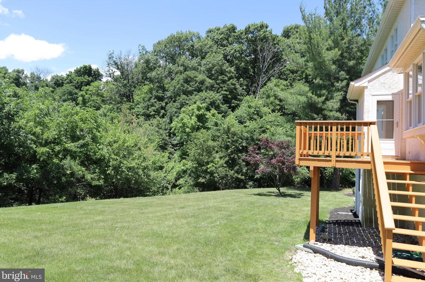 1410 Merlin Cir, Norristown PA  19403-1858 exterior