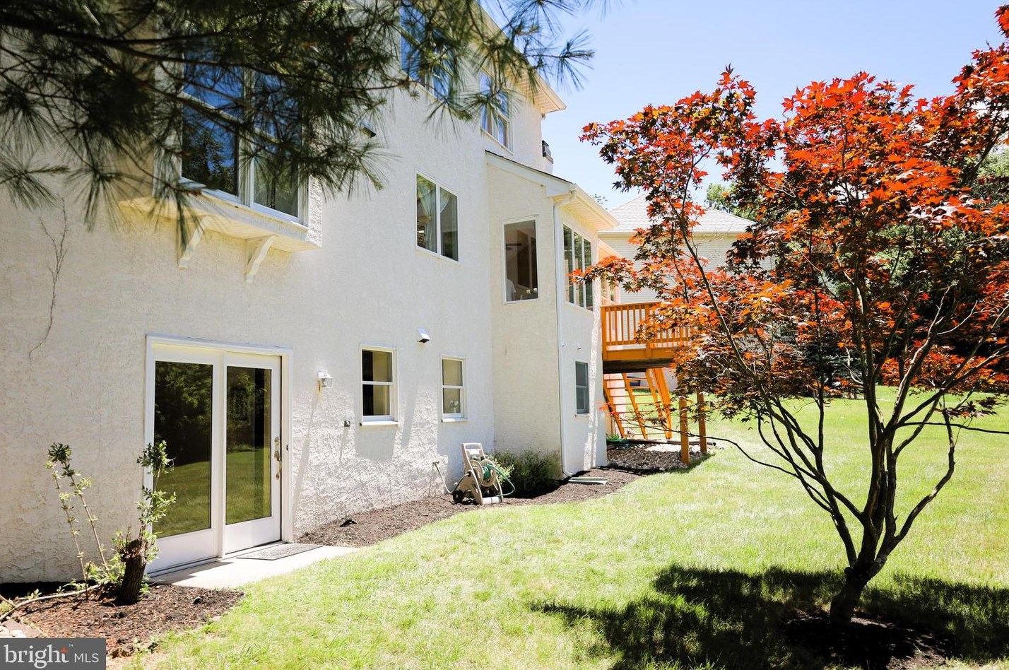 1410 Merlin Cir, Norristown PA  19403-1858 exterior