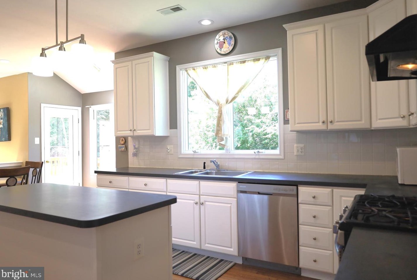 1410 Merlin Cir, Norristown PA  19403-1858 exterior