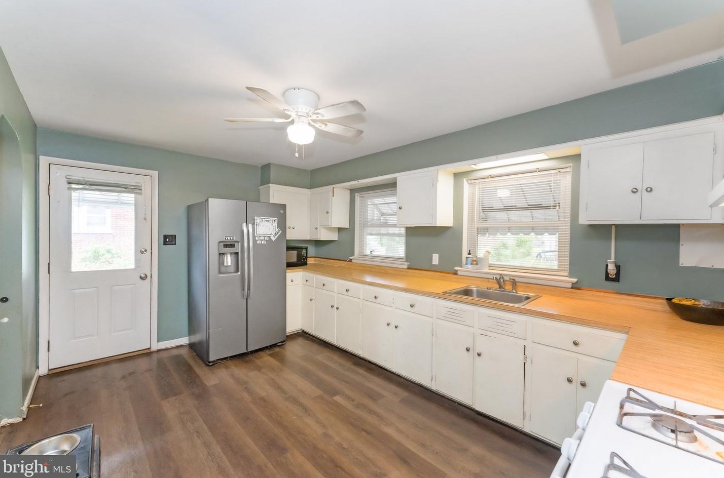 46 7 St, Lansdale PA 19446-2217 exterior