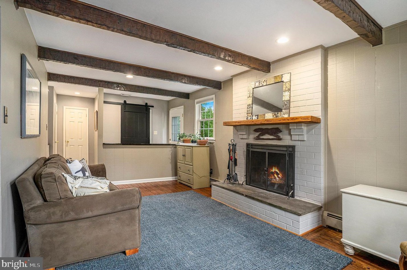 700 Sunnyside Ave, Norristown PA  19403-1821 exterior