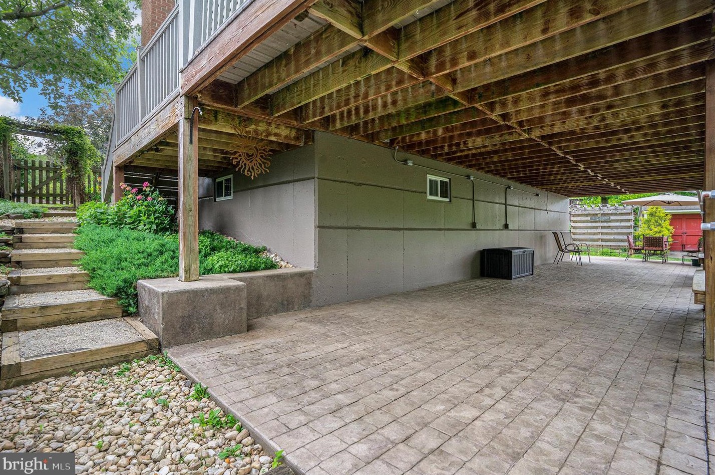 700 Sunnyside Ave, Norristown PA  19403-1821 exterior