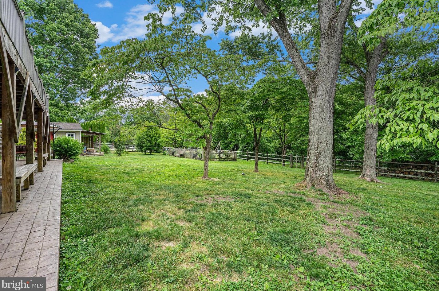 700 Sunnyside Ave, Norristown PA  19403-1821 exterior