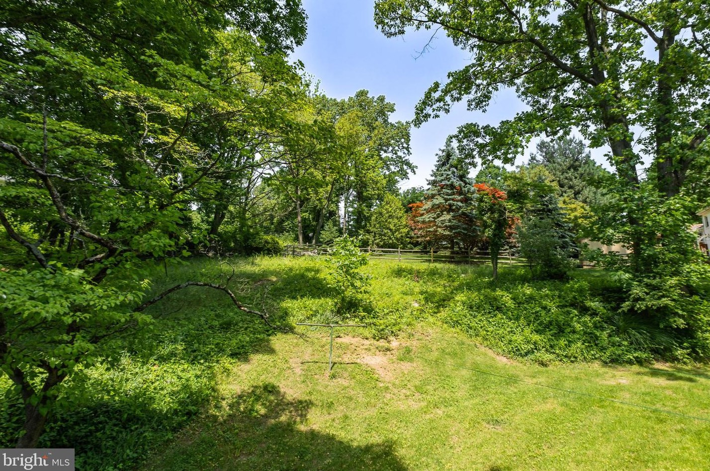 932 Twining Rd, Dresher PA  19025-1919 exterior