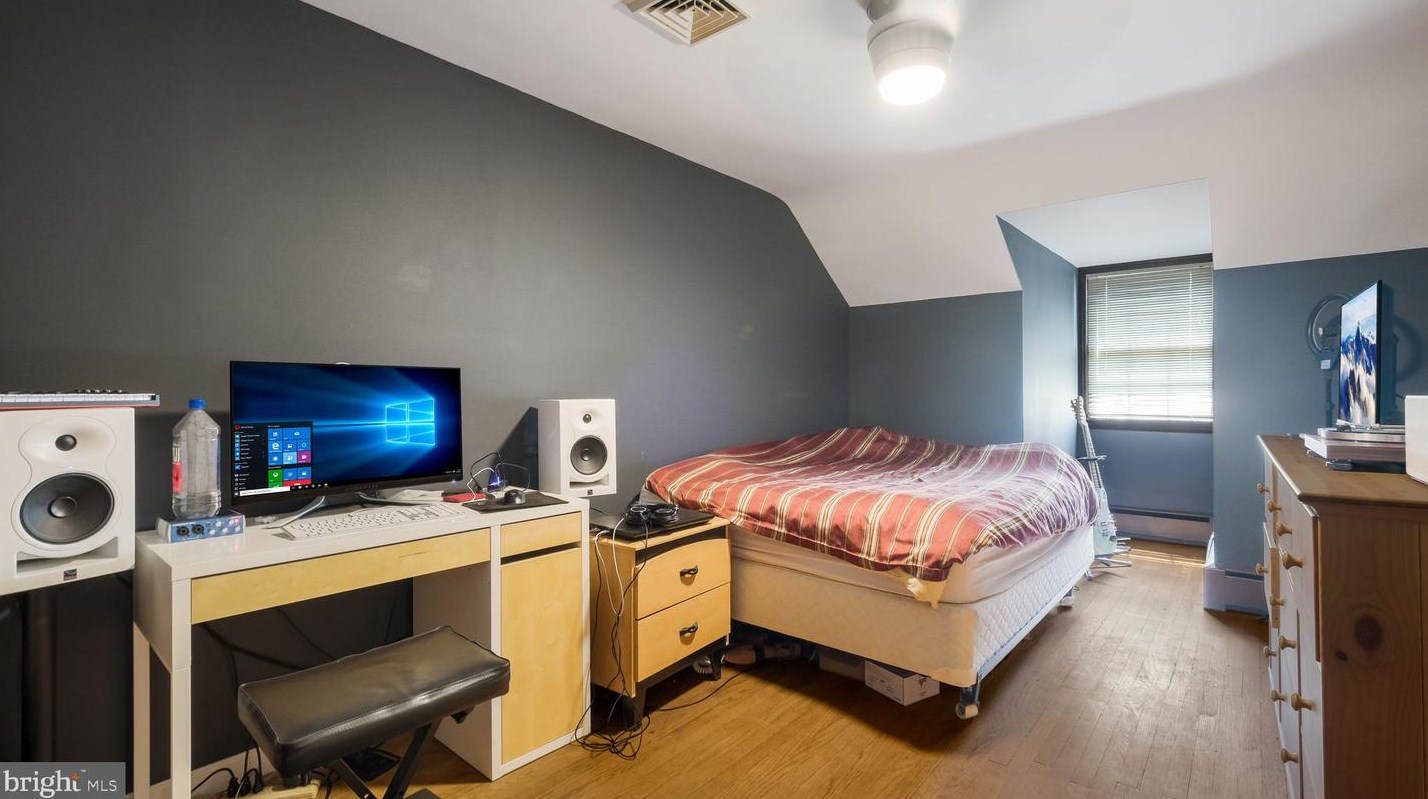 941 Tennis Ave, Prospectville PA  19002-2312 exterior