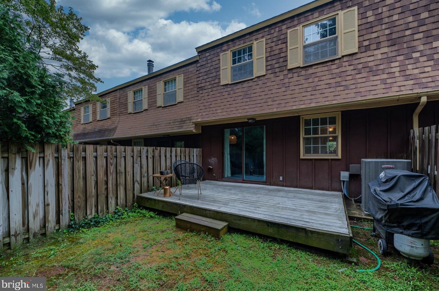 186 Roboda Blvd, Limerick PA  19468-2978 exterior