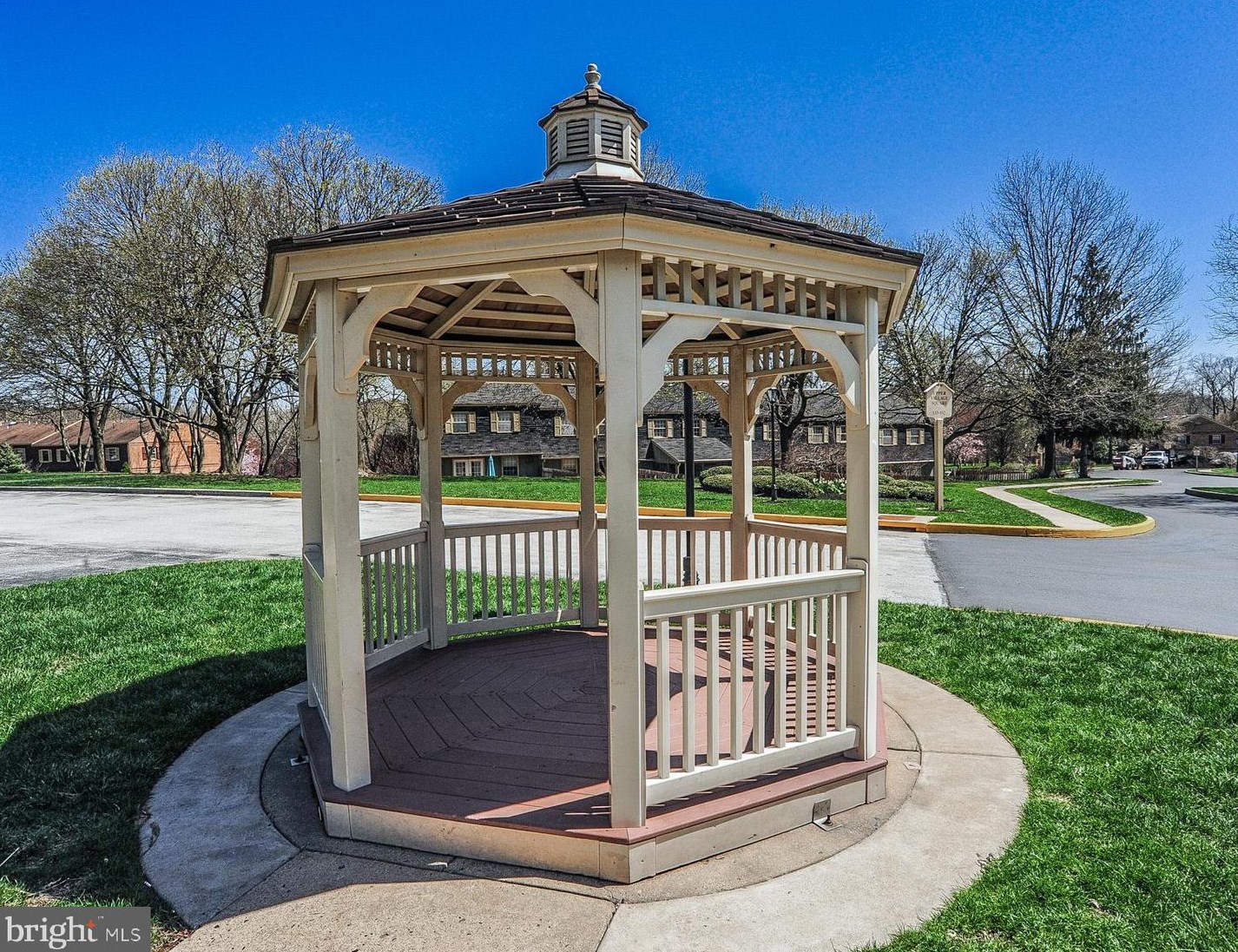 186 Roboda Blvd, Limerick PA  19468-2978 exterior